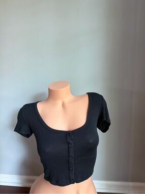 Aritzia Sunday Best Crop Top